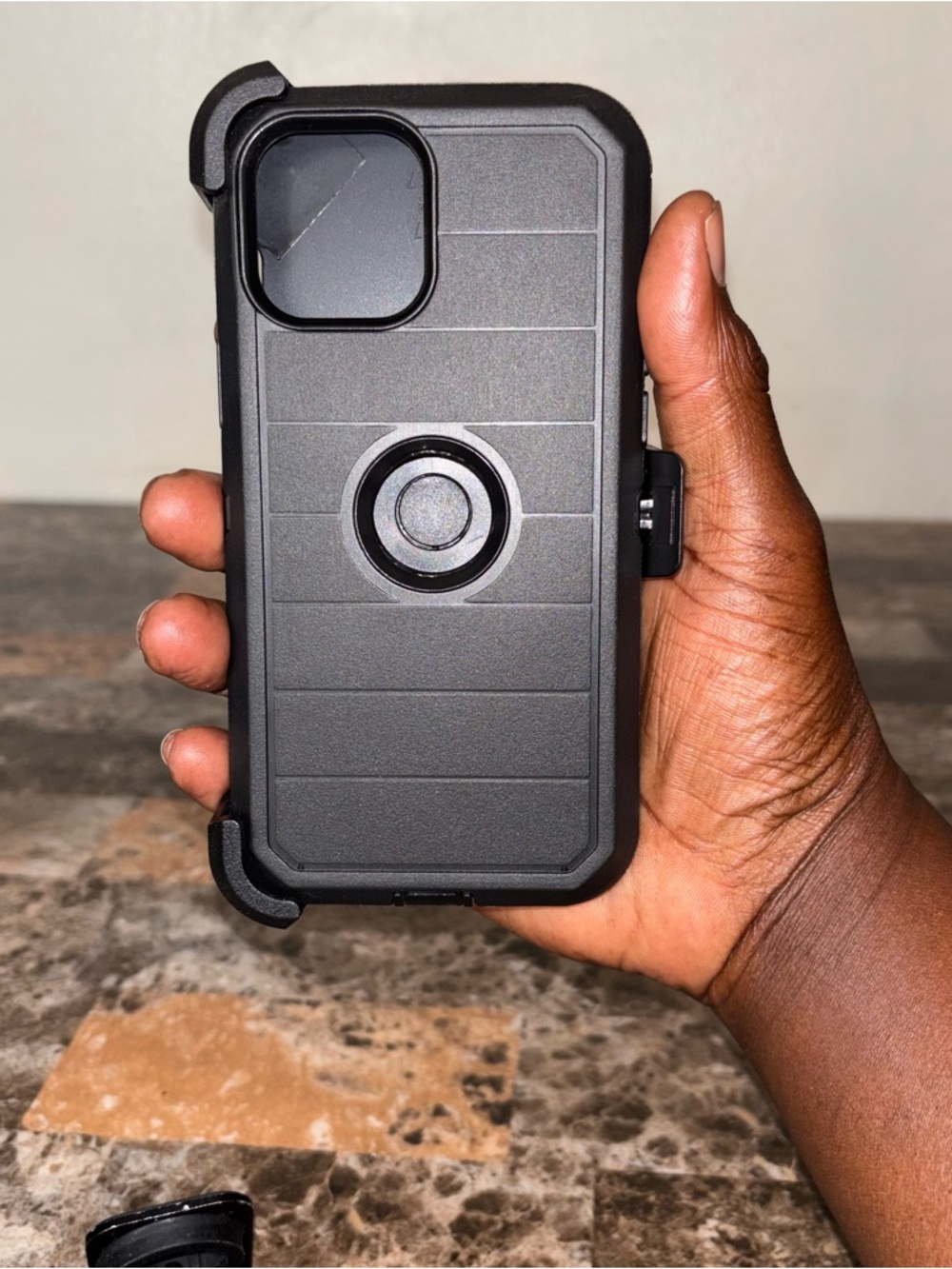 12 Pro Max Case and clip 📲✅✅✅✅